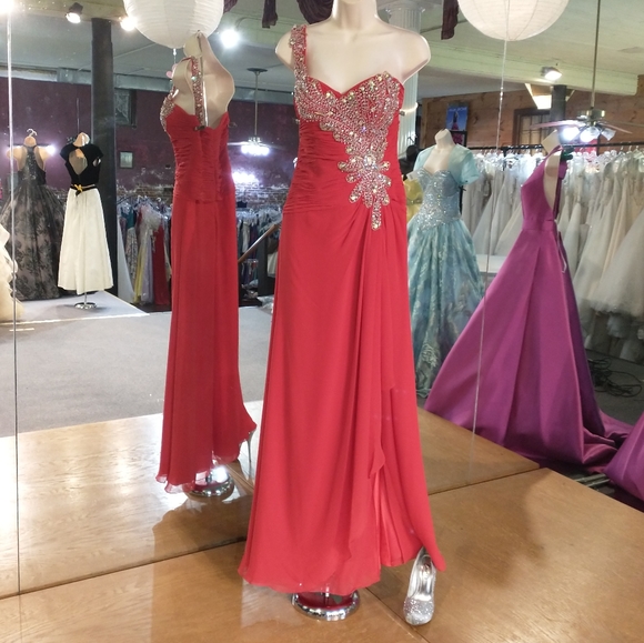 Epic Formals Front Slit That Rhinestoned Red Dress - Picture 4 of 9